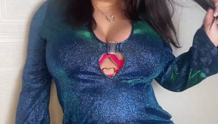 Gagged masturbation with a big tentacle