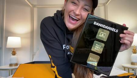 PornHub 500 Subscribers BoxÂ 