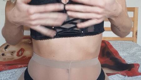 Cover my pantyhose in cum (ita)