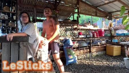 Solid KANTUTAN muna sa kitchen before coffee and bago umuwi (5/5)