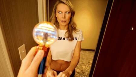 Delivery Girl Programmed - Savannah