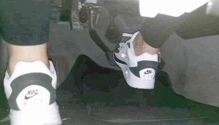 100 MPH Nike Flooring Pt 1