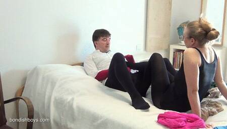 MORE PANTYHOSE PLEASE