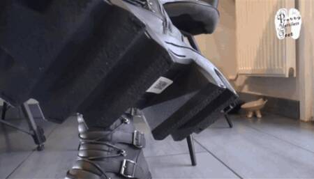 Christins new brutal boots foor view