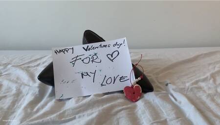 VALENTINES GIFT WEARING OVERSIZED SHOES AT WORK - MP4 Mobile Version