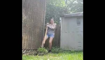 Watch My Muscles as I dog these Huge plants out My yard. You be mesmerized by My thick thighs, Fat a