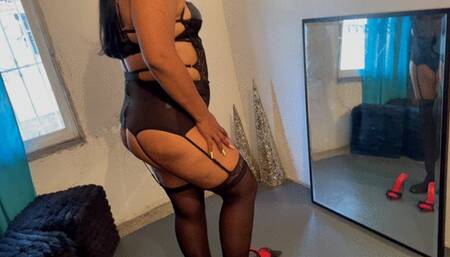 Balbina sexy pantyhose modeling on ultra sexy rimbombantes and pirotecnicos red sole heels