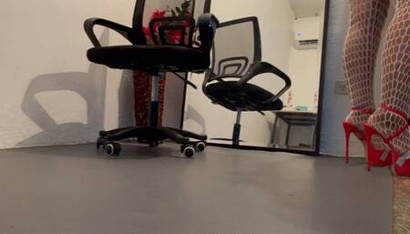 Balbina you will become completely addicted to my sexy feet and heels