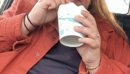 HungryLili stuffing McFleurys