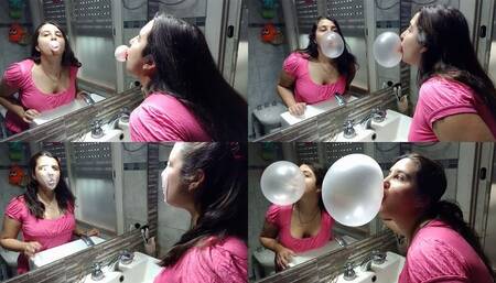 Bubblegum chewing at mirror - Bunny Looner
