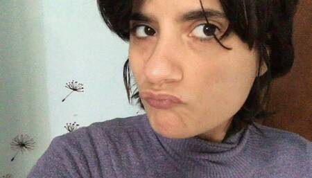 I smell lips all the time