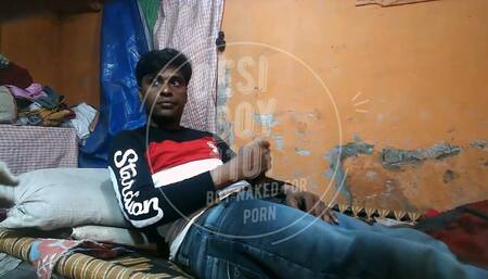 Indian Boy Entry in Porn Getting Fully Nude
