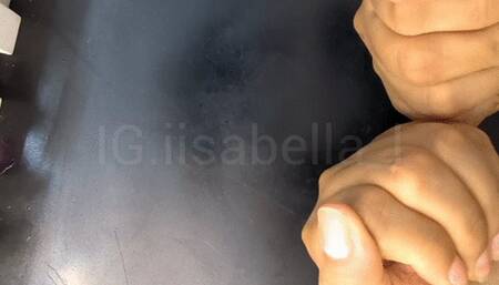 painting my short nails