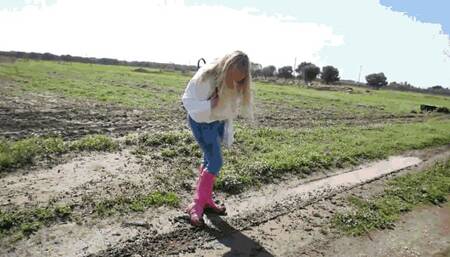 Walk in sexy pink wellies AVI (1920x1080) FHD