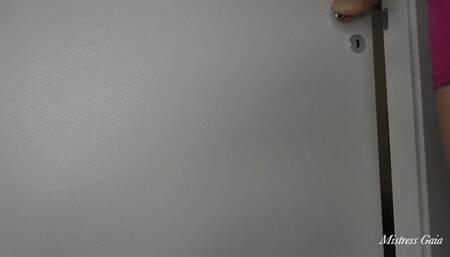 MISTRESS GAIA - PAINFUL DR MARTENS - HD