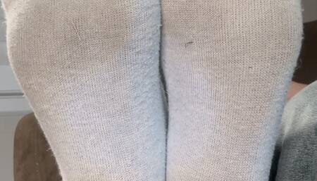 Silent Muddy Sock Worship 3 - Goddess Alya lets you enjoy her muddy socks in this silent muddy sock clip featuring pov foot worship, dirty socks, sock worship, and more