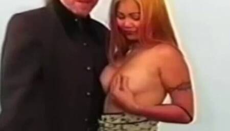 Kitten's pussyrubbing smut