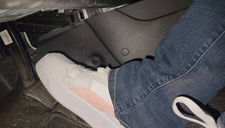 Drive in Puma Sneakers