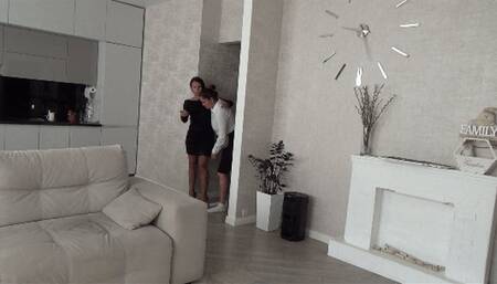 LORY IN CRADLE OF TALL AND STRONG EVELINA (sw)