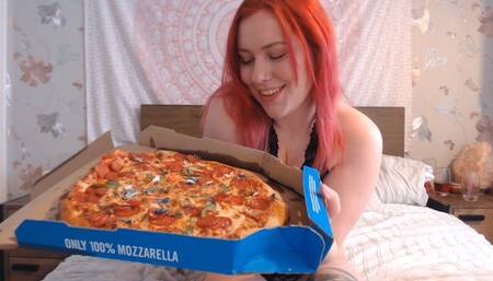 Hot Wife uses men for pizza toppings - vore + burp