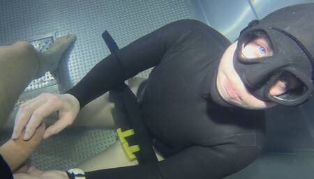 Freedivers_453 Breathold Cock Play