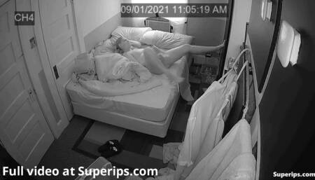 IPCAM – Mature German mom masturbates with dildo