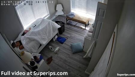 IPCAM – British blonde woman masturbates to orgasm