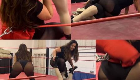 Nadia vs Eva (low blows, Stinkface, suplex)