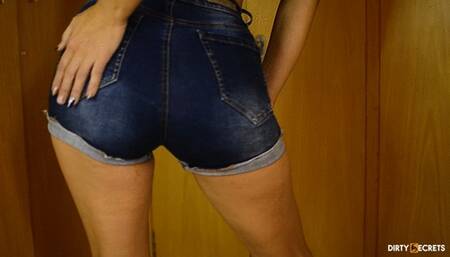 LIL_TIMY SWAPS WITH HER STEPMOTHER'S TOY