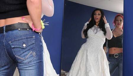 Brazzers Exxtra - curvy sex
