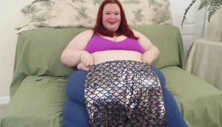 Too Fat For My New Leggings - Struggling To Get Dressed *WMV*