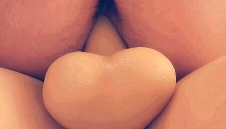 Italian Milf farts on top of her friend while they fuck 4K