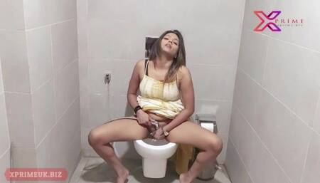 Fucking Nasty Pissing Sister