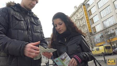 Captivating baby doll - czech trailer - Hunt4k