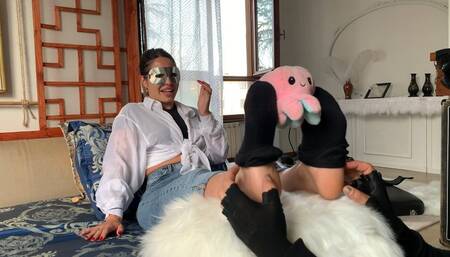 Giusy - foot tickling challenge 1080