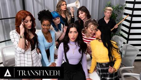 OFFICE MS. CONDUCT: Hot Trans Boss Jade Venus And Jane Wilde Fuck In Front Of The Staff