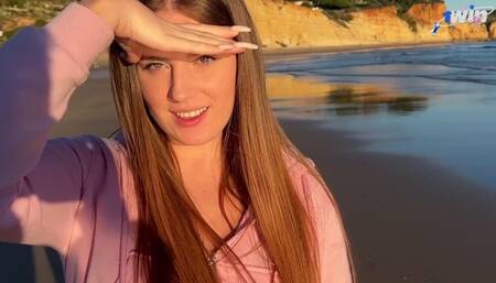 Beach Adventure: Showed her breasts for 50€ on the beach in Portugal and continued in the hotel