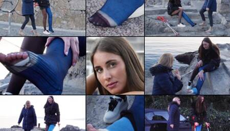 Mirna LLC Crutching A Cure For Cold Toes (in HD 1920X1080)