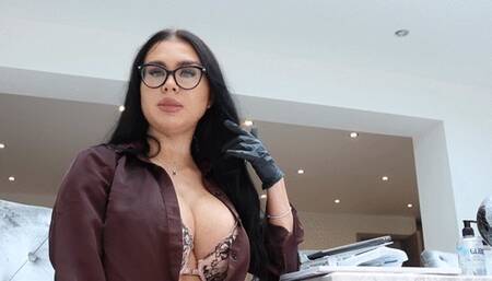 Your Financial Advisor Screws you Over her Desk