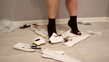 radio controlled aeroplane crush under my new high heel stilettos