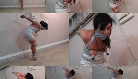 Curvy MILF nipple clamp strappado predicament (MP4 SD 3500kbps)