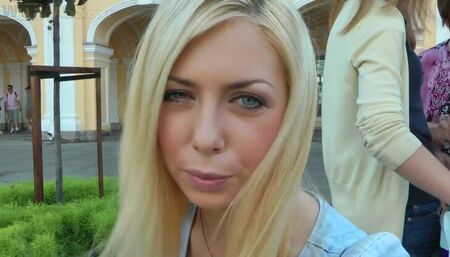 Crazy outdoor fuck with hot blondie
