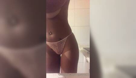 Agata Gatina22 strip & oiled tits