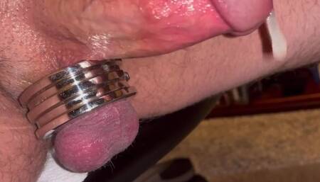 Multiple Hands Free Cumshots