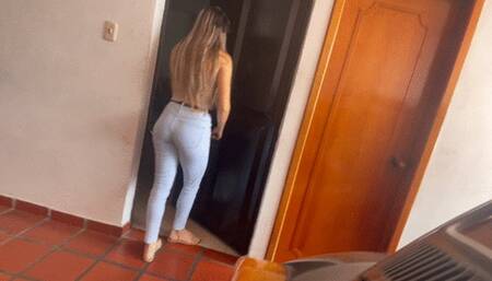 Jarlyn pumps the pedal of the Volkswagen beetle