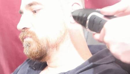 Close up head shaving and facial trimming 720p