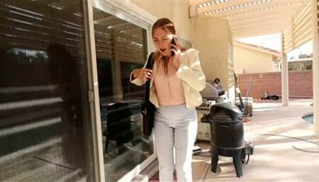 INEED2PEE IPOD Vika pissing office outfit in embarrassment omorashi