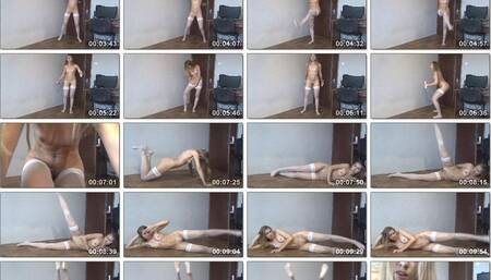 Svetlana does exercises with a plug in her ass