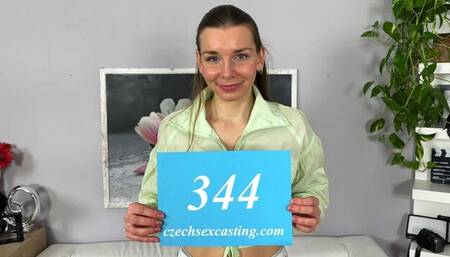 Watch cutesy Arina Shy's scene