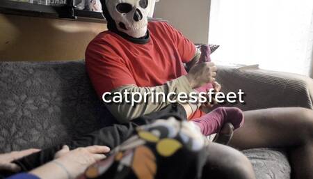 Catprincess smelly sockjob and stroking after long, rough foot massage, the beginning of marathon3, no cumshot here